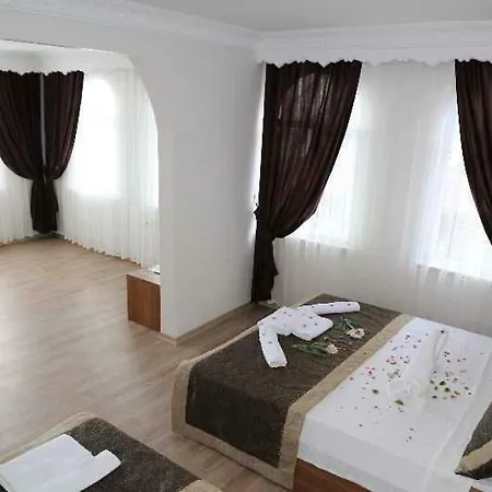 Diamond Hotel